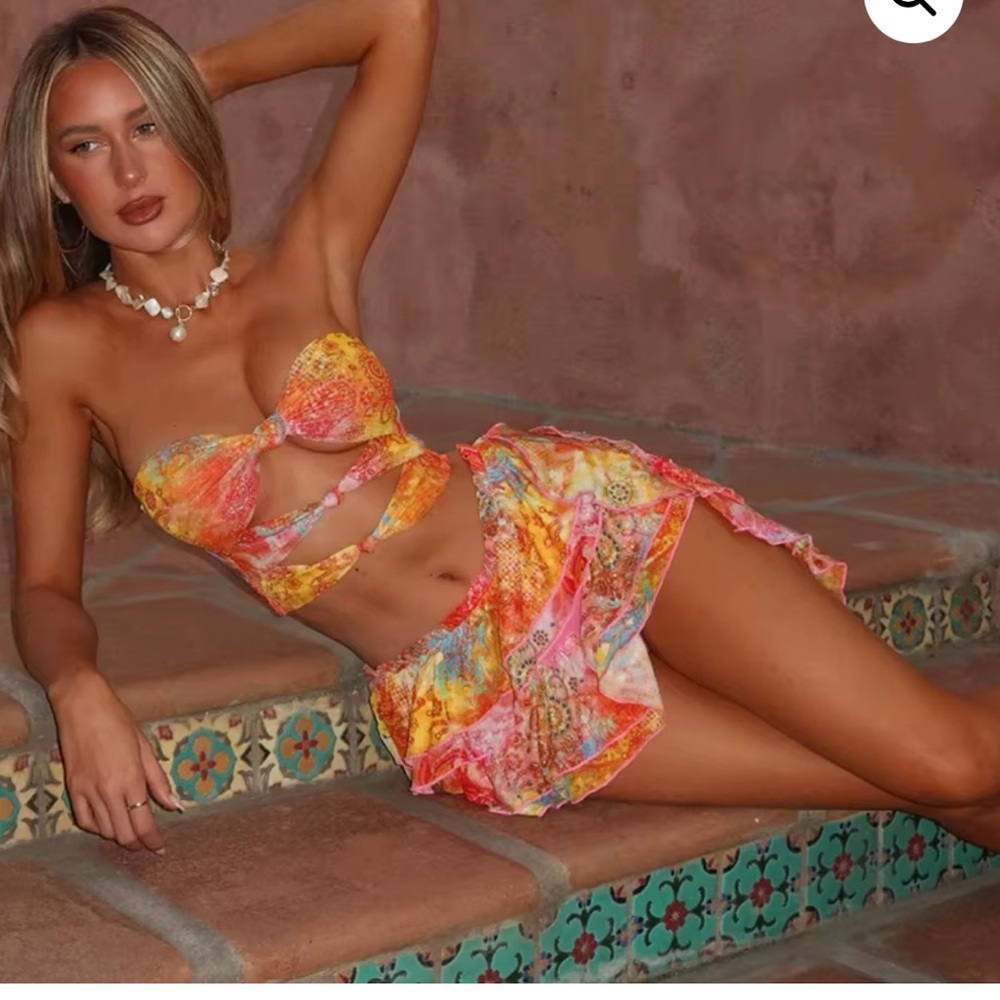 Outcast Multicolor Ruffled Two-Piece Set - Picture 6 of 6